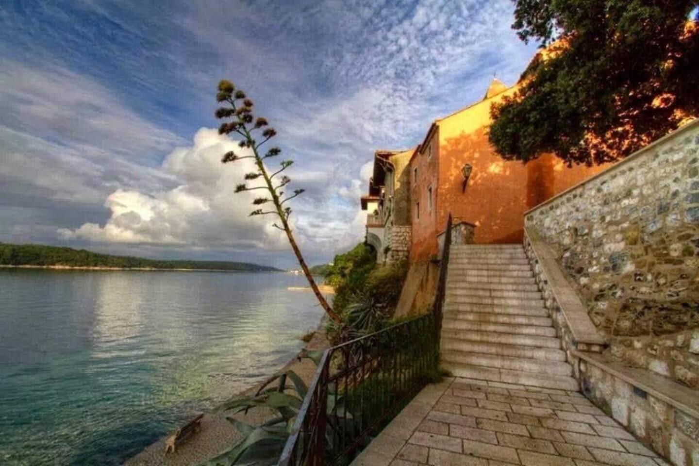 Rab Island Apartmets - Palit Rab Town Kültér fotó