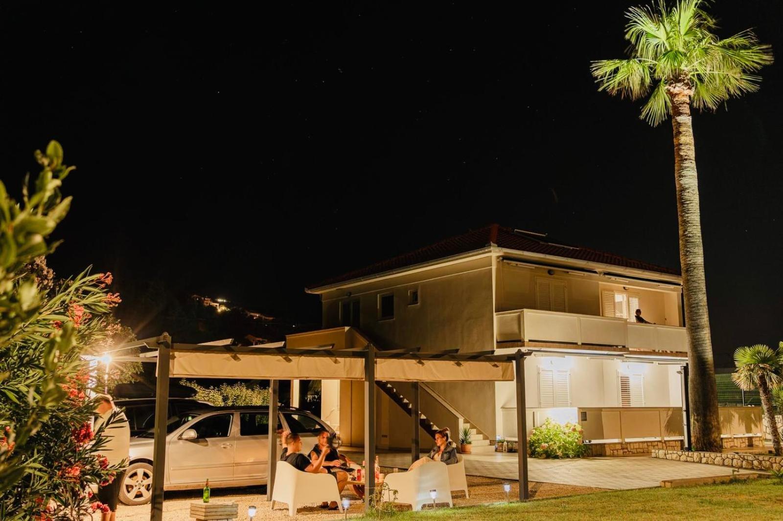 Rab Island Apartmets - Palit Rab Town Kültér fotó