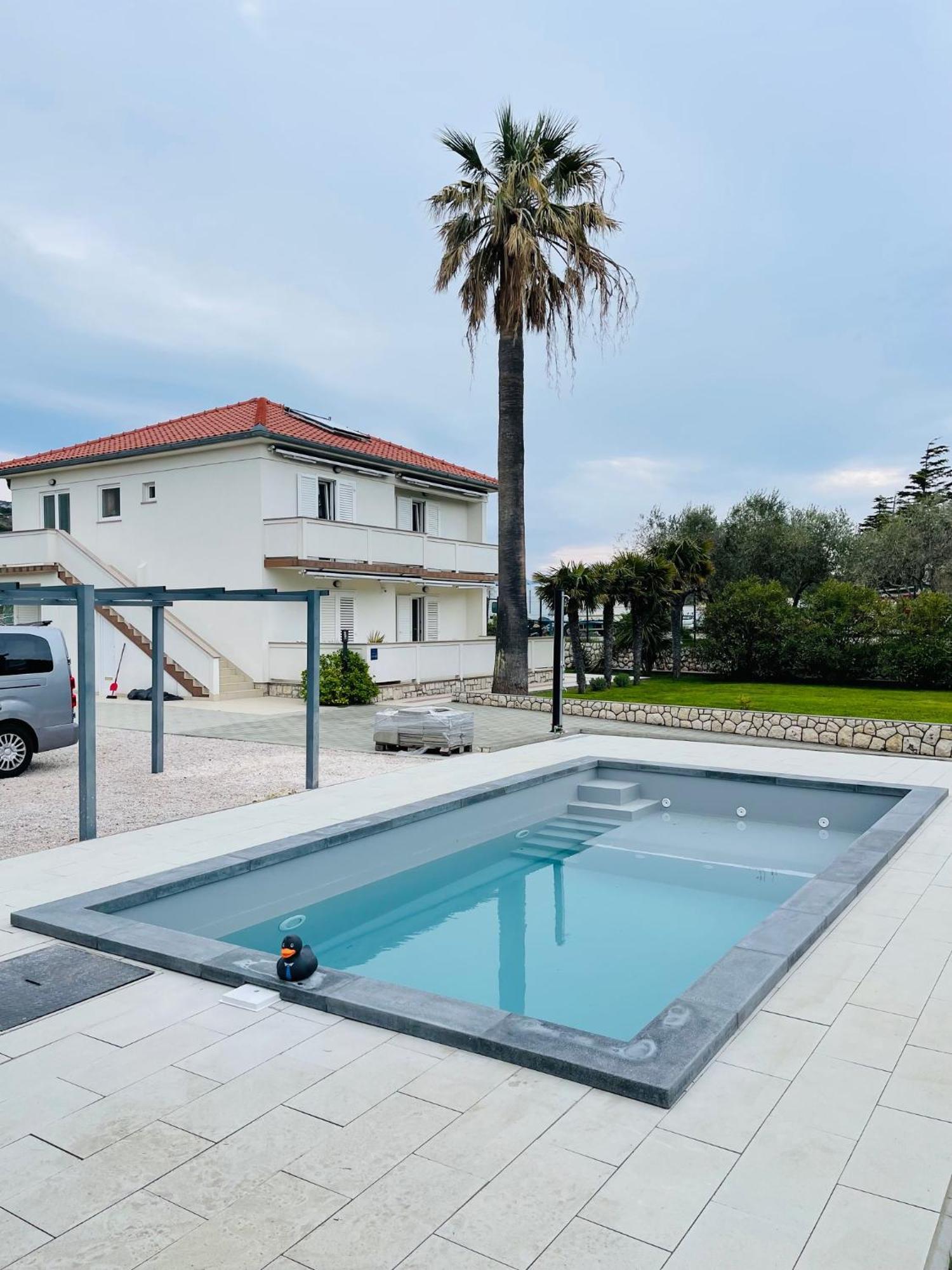 Rab Island Apartmets - Palit Rab Town Kültér fotó